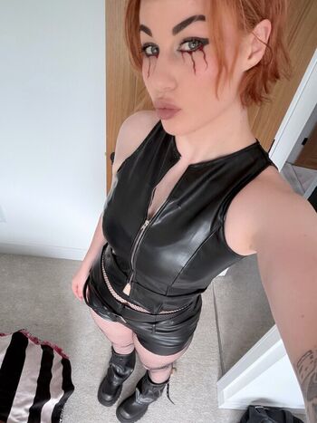 Full leaked Bea priestley private onlyfans photo