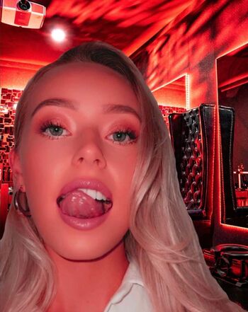 Full leaked Cummiebunny private onlyfans photo