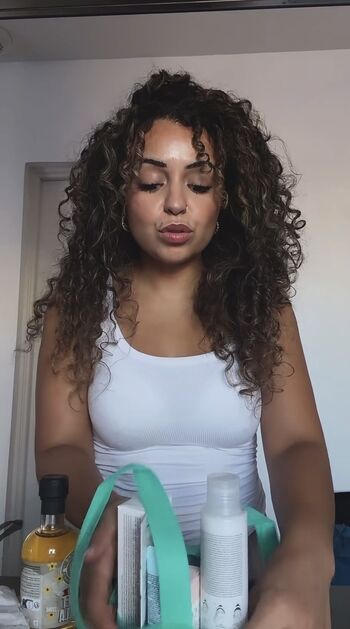 Full leaked Curlykams private onlyfans photo