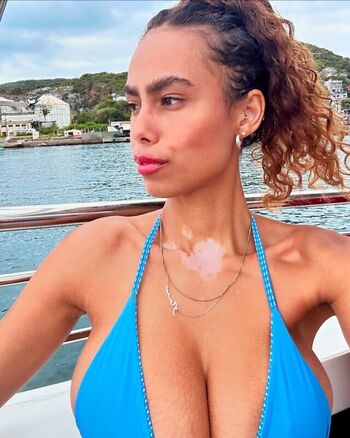 Full leaked Dulcemoonvip private onlyfans photo