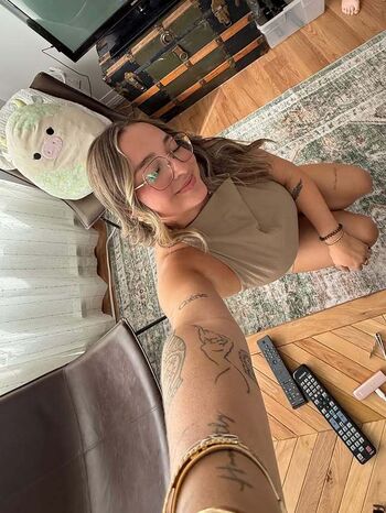 Full leaked Emy gauthier private onlyfans photo