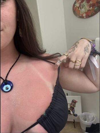Full leaked Makenzie raine private onlyfans photo