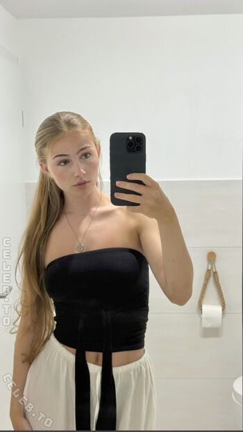 Full leaked Mara kasir private onlyfans photo