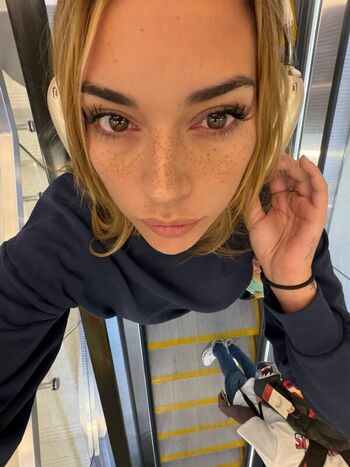 Full leaked Angel crowden/ private onlyfans photo
