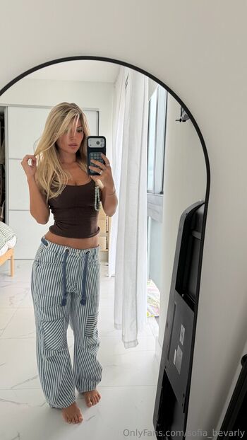 Full leaked Sfia bevarly page private onlyfans photo