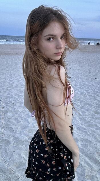Sam Renee