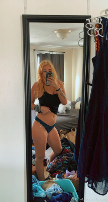 Full leaked Sashanorth private onlyfans photo