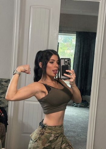 Full leaked Savysummer private onlyfans photo