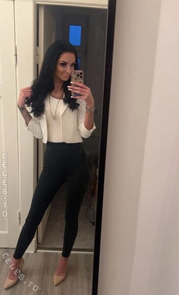 Full leaked Skinny tini private onlyfans photo