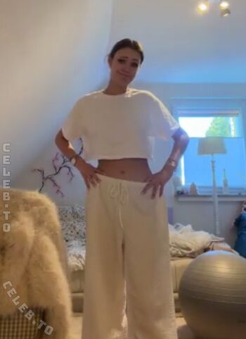 Full leaked Sophiawestend private onlyfans photo