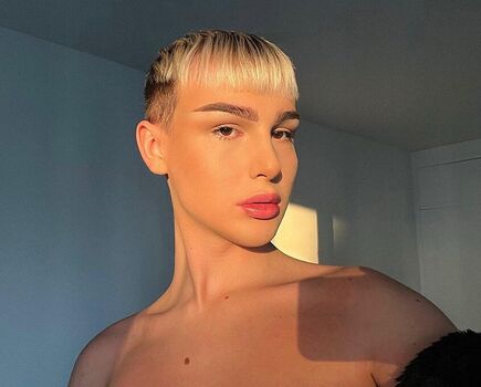 Full leaked Tade kubnka private onlyfans photo