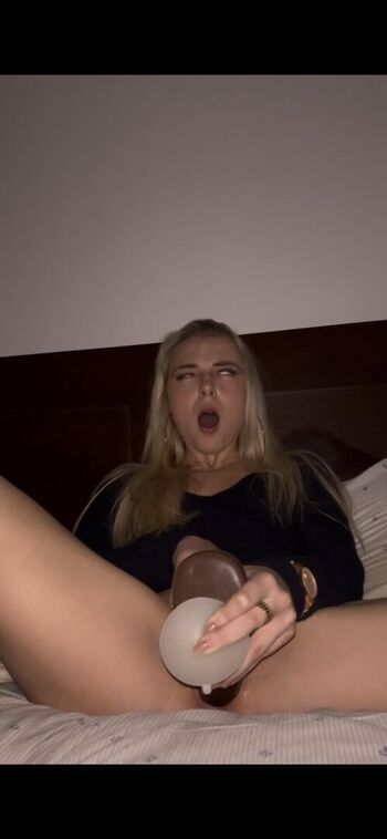 Full leaked Xlightmoon x private onlyfans photo